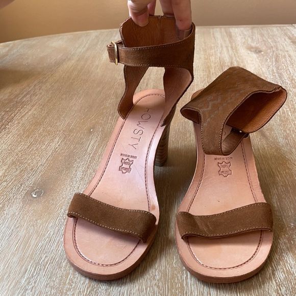 Howsty Sandals Size 38 - Picture 4 of 7